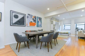 South End Hospitality: Downtown Crossing Large Lofted Condo Location